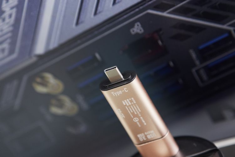 iPhone搭載Type-C　2019年美夢(mèng)成真