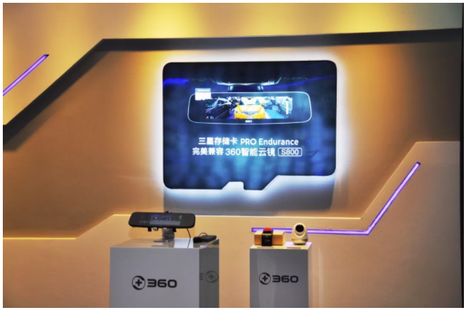 1573269107688379.png image.png